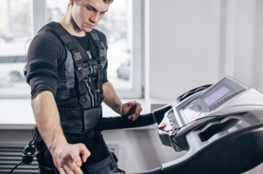 How does EMS achieve efficient muscle growth?-1