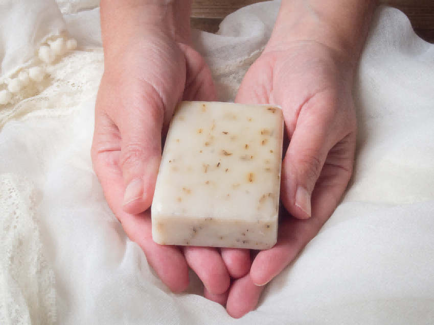 Face Cleaning Philosophy: From Soap To Amino Acids, Have You Really Chosen The Right Cleanser That Suits Your Skin Type?-1 Face Cleaning Philosophy: From Soap To Amino Acids, Have You Really Chosen The Right Cleanser That Suits Your Skin Type?-1